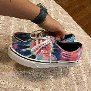 Tye Dye women’s authentic vans